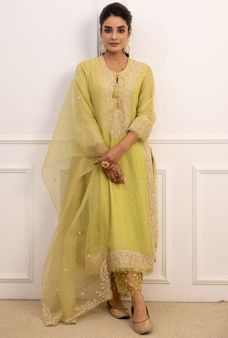 Kangana Ranaut In Mint Green Dori Paisley Long Kurta Set