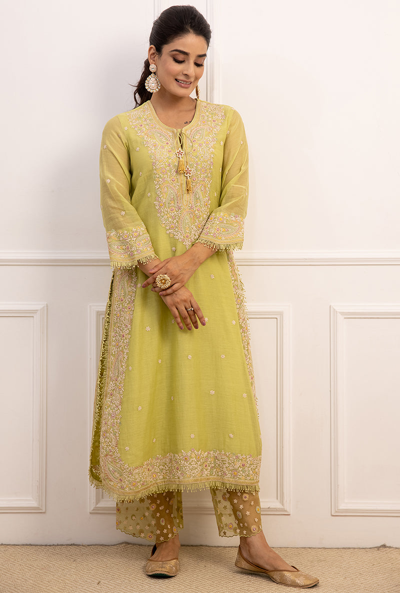 Kangana Ranaut In Mint Green Dori Paisley Long Kurta Set