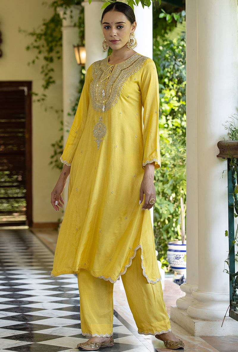 Soft Yellow Zardozi Heavy Neck Aayat Kurta Set