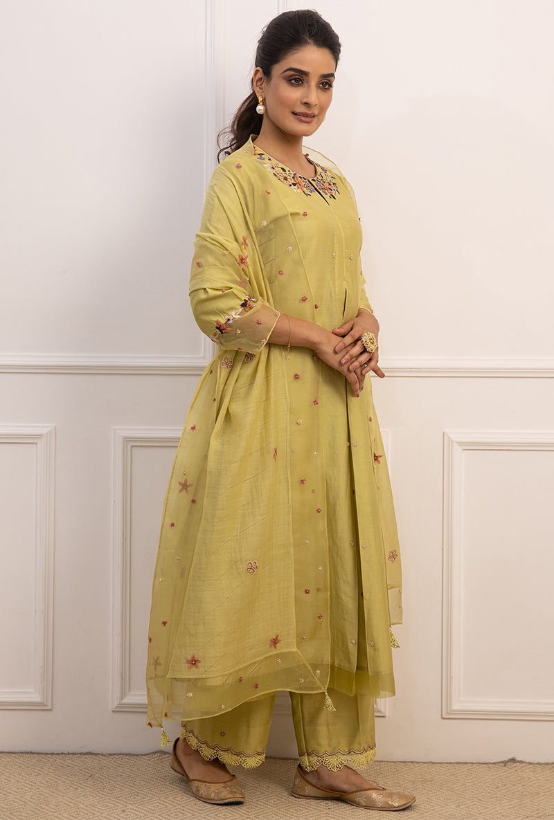 Green French Knot Side Stripe Suhaani Kurta Set