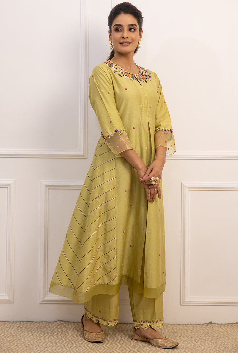 Green French Knot Side Stripe Suhaani Kurta Set