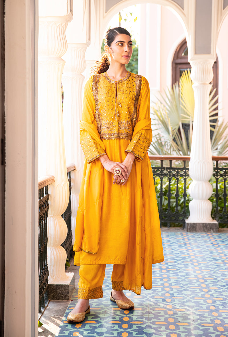 Mustard Lotus Yoke Heavy Neck Sunehri Kurta Set
