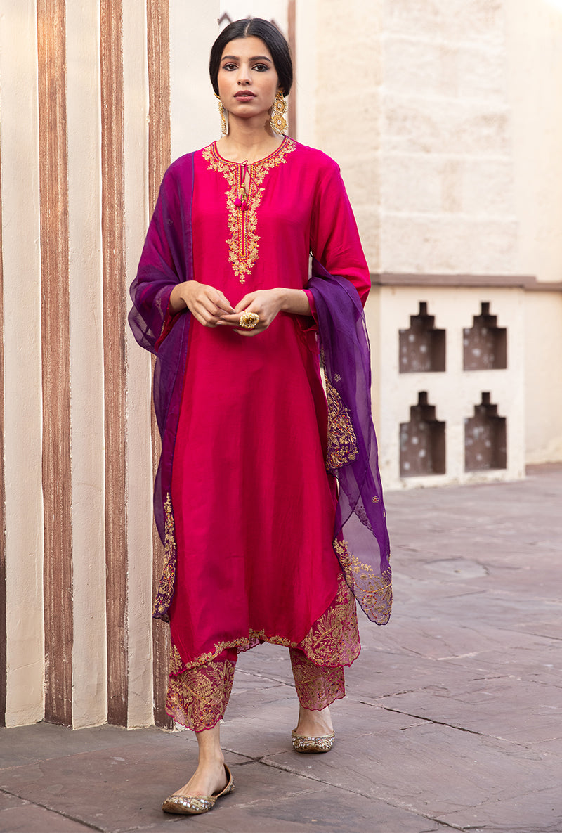 Sheena Sherwani In Rani Pink Leaf Jaal Farshi Ulfat Kurta Set