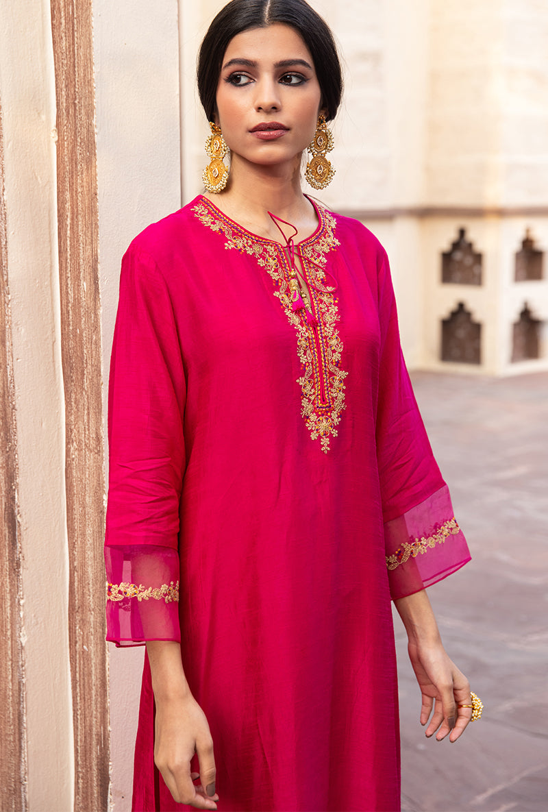 Sheena Sherwani In Rani Pink Leaf Jaal Farshi Ulfat Kurta Set