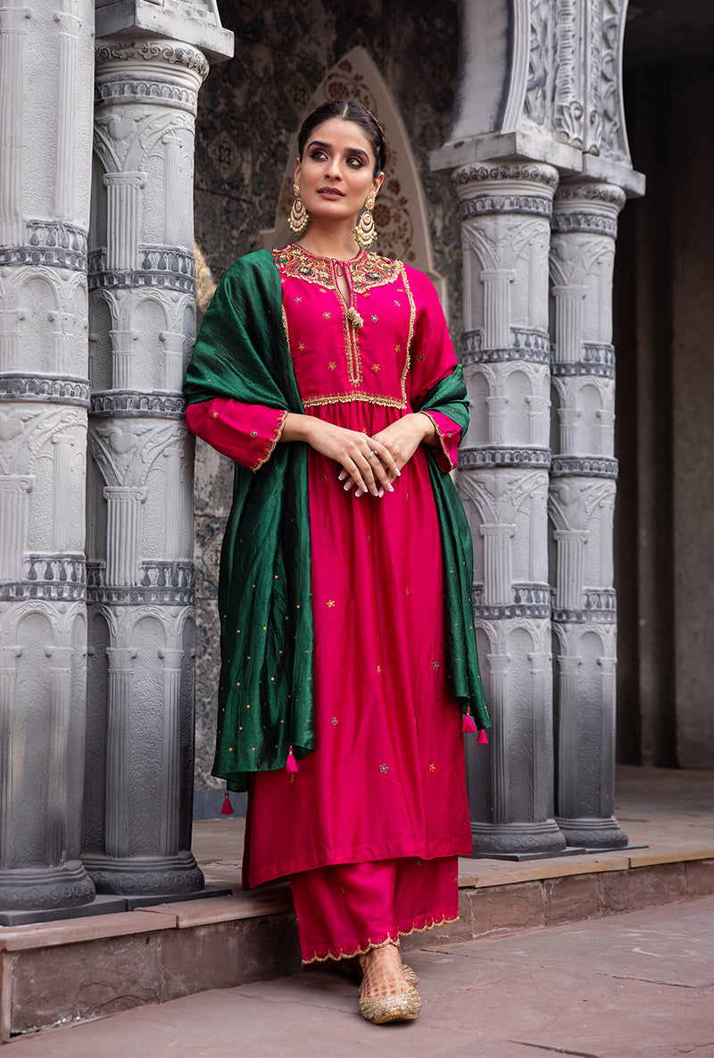 Rani Pink Floral Zardozi Ulfat Kurta Set