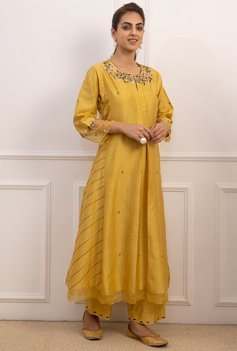 Yellow French Knot Side Stripe Suhaani Kurta Set