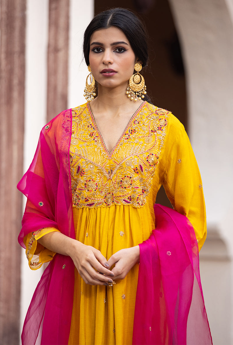 Mustard Leaf Jaal Ulfat Kurta Set