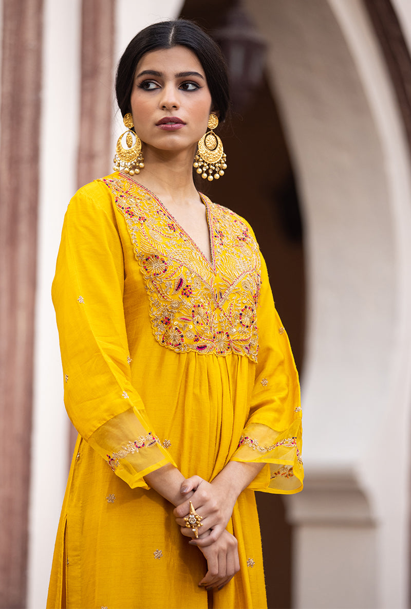 Mustard Leaf Jaal Ulfat Kurta Set