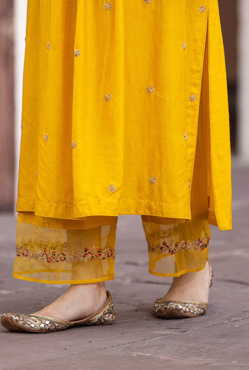 Mustard Leaf Jaal Ulfat Kurta Set