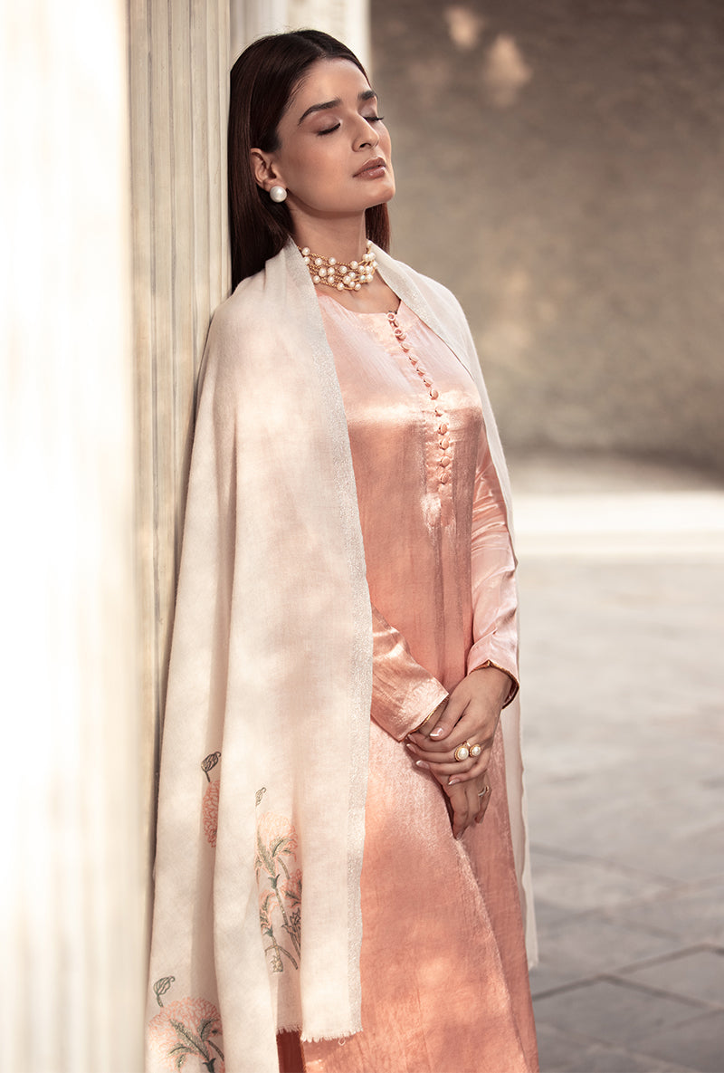 Ivory Shawl Ruhaani Kurta Set