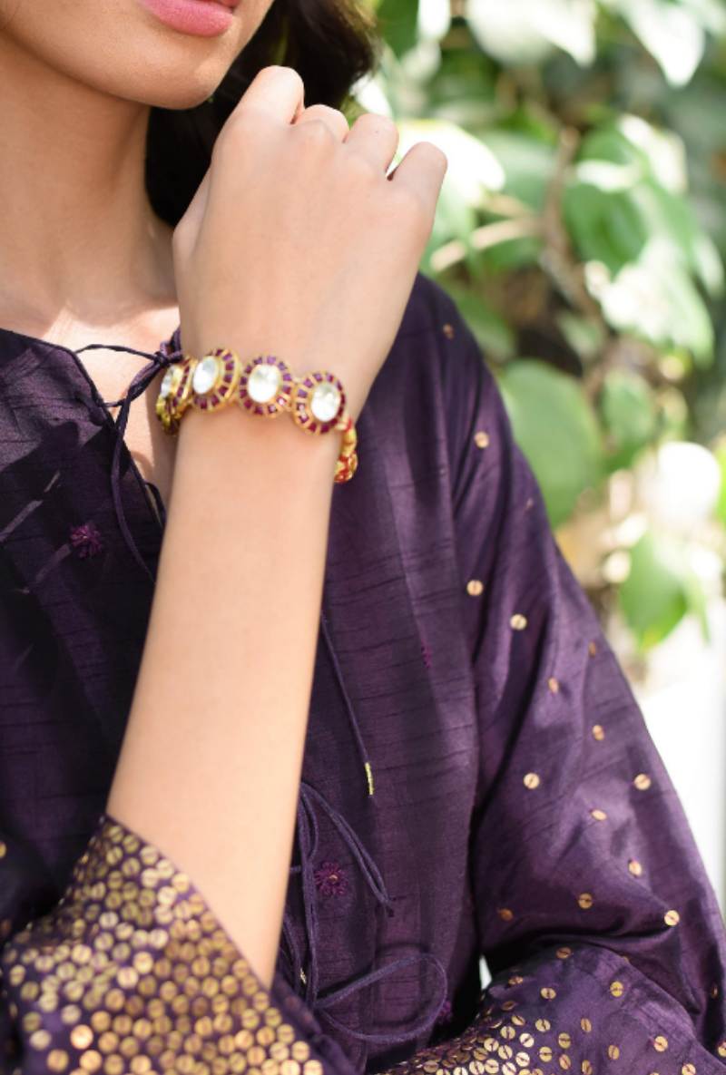 Gold Plated Silver Oval Polki With Red Utarai Border Chunk Poronchi