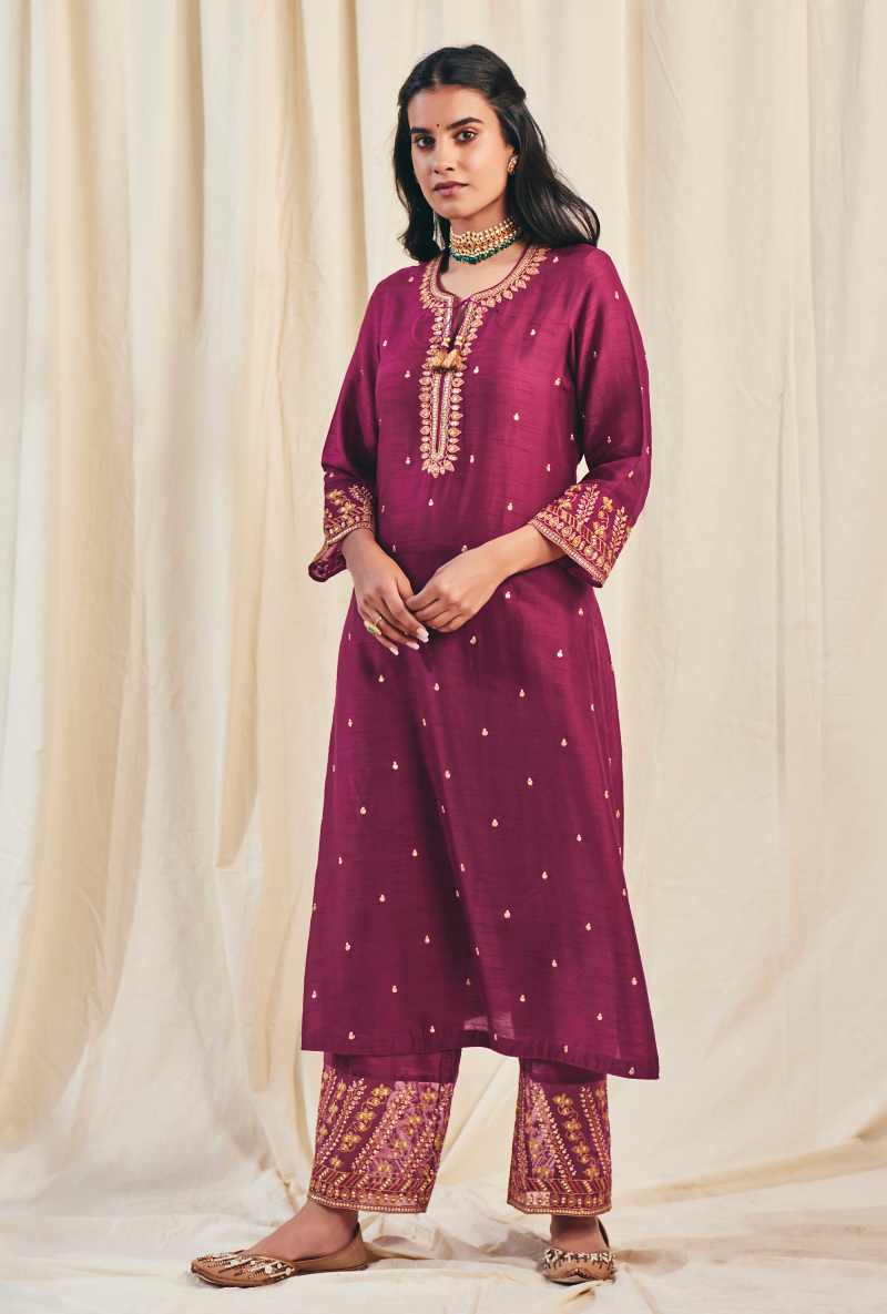 Wine Noor Farshi Meera Kurta