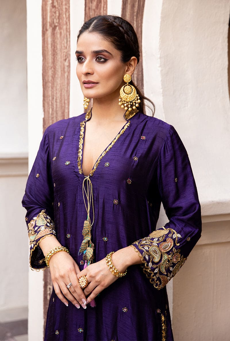 Mehal Kejriwal In Purple Mughal Jaal Heavy Sleeve Ulfat Kurta Set