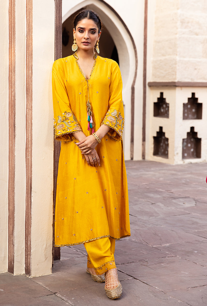 Mustard Mughal Jaal Heavy Sleeve Ulfat Kurta Set