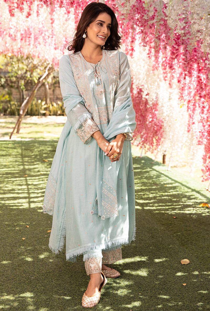 Blue Thread Jaal Square Neck Aafreen Kurta Set