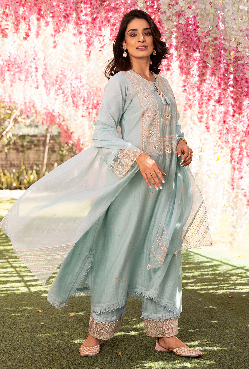 Blue Thread Jaal Square Neck Aafreen Kurta Set