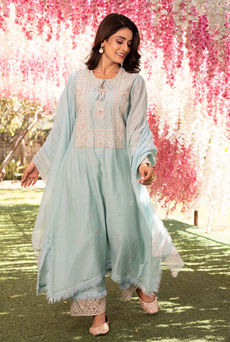 Blue Thread Jaal Square Neck Aafreen Kurta Set