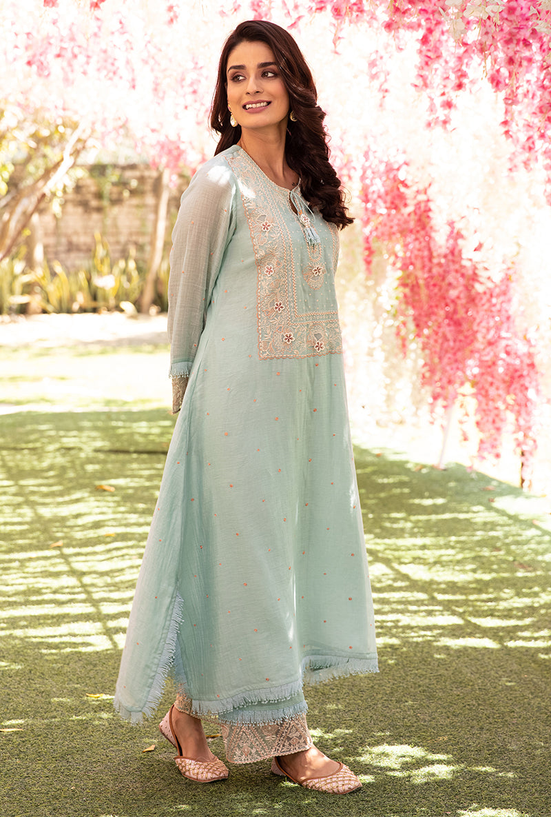 Blue Thread Jaal Square Neck Aafreen Kurta Set