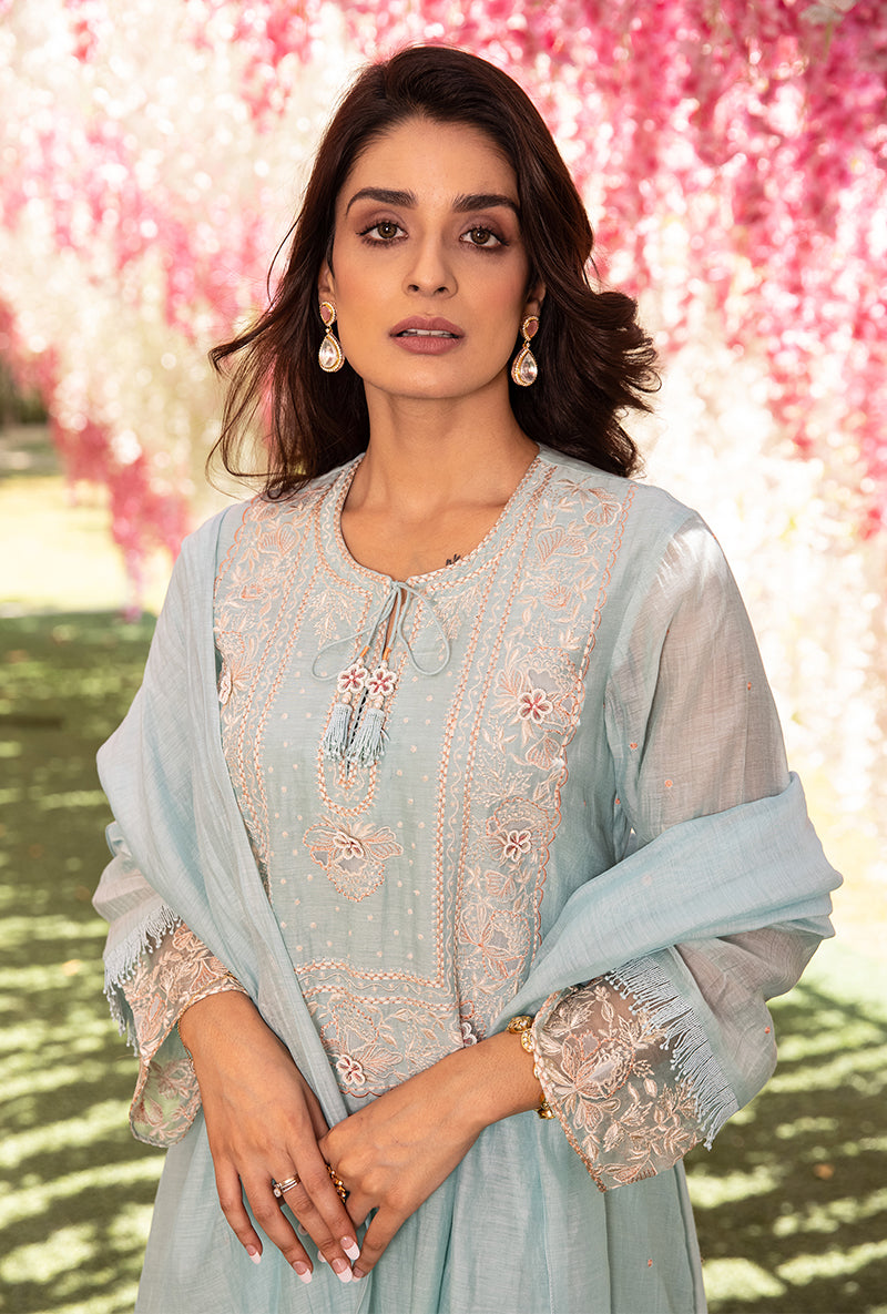 Blue Thread Jaal Square Neck Aafreen Kurta Set