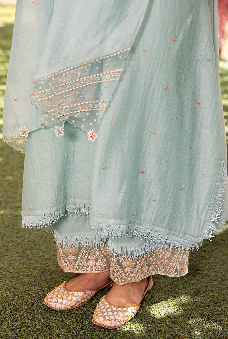 Blue Thread Jaal Square Neck Aafreen Kurta Set