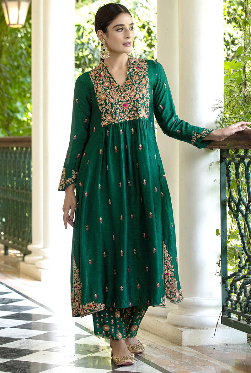 Green Kairi Buta Front Pleat Zeenat Kurta Set