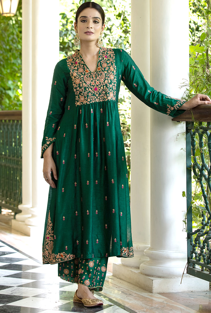 Green Kairi Buta Front Pleat Zeenat Kurta Set