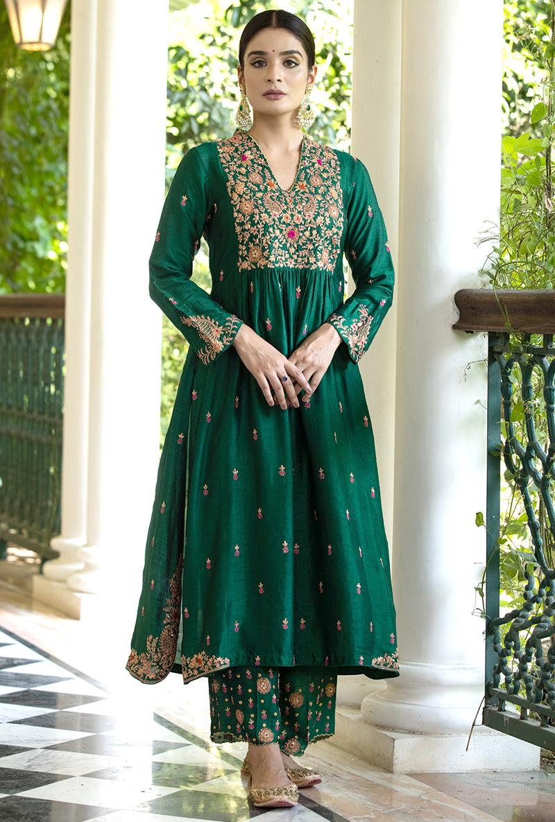 Green Kairi Buta Front Pleat Zeenat Kurta Set