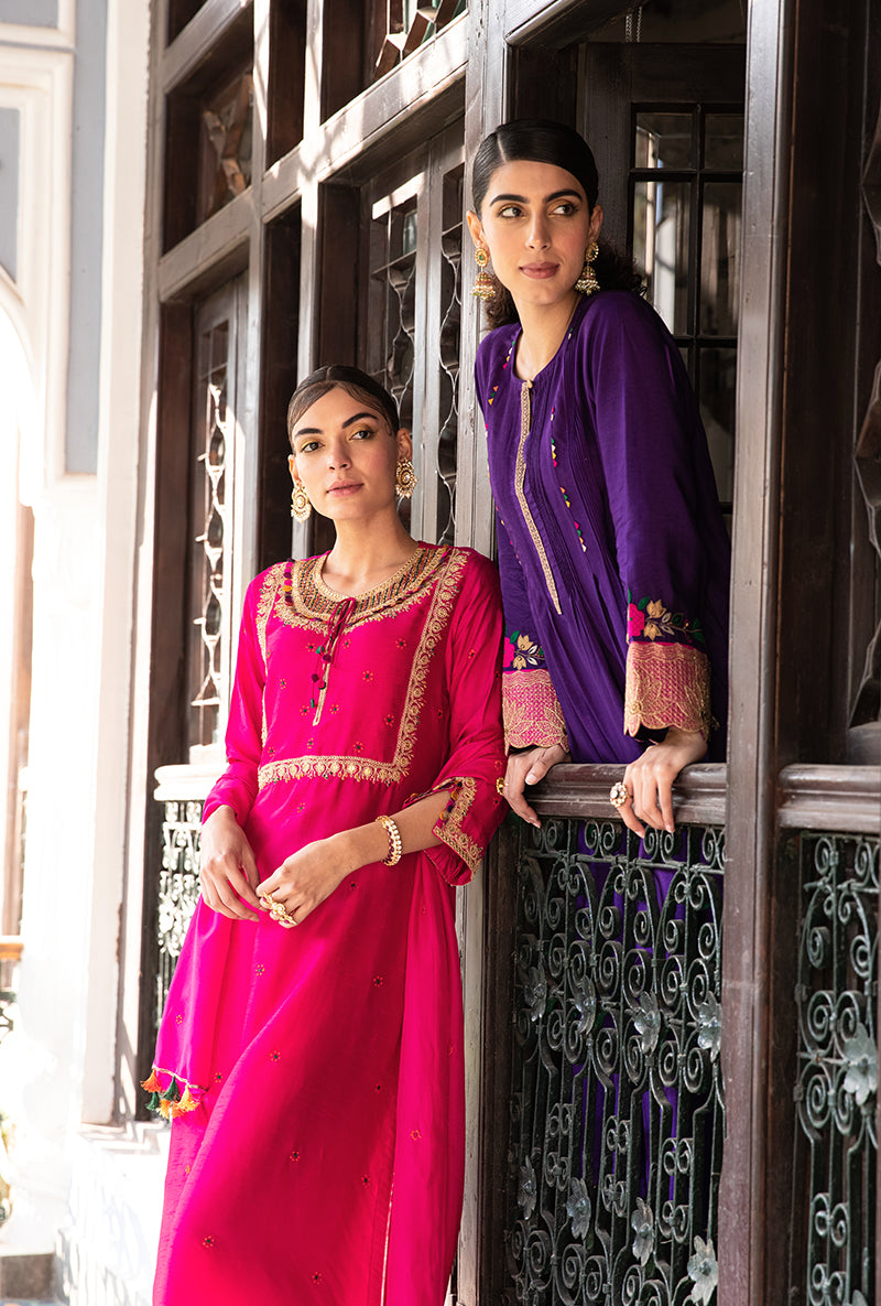Purple Applique Lotus Sleeves Sunehri Kurta Set