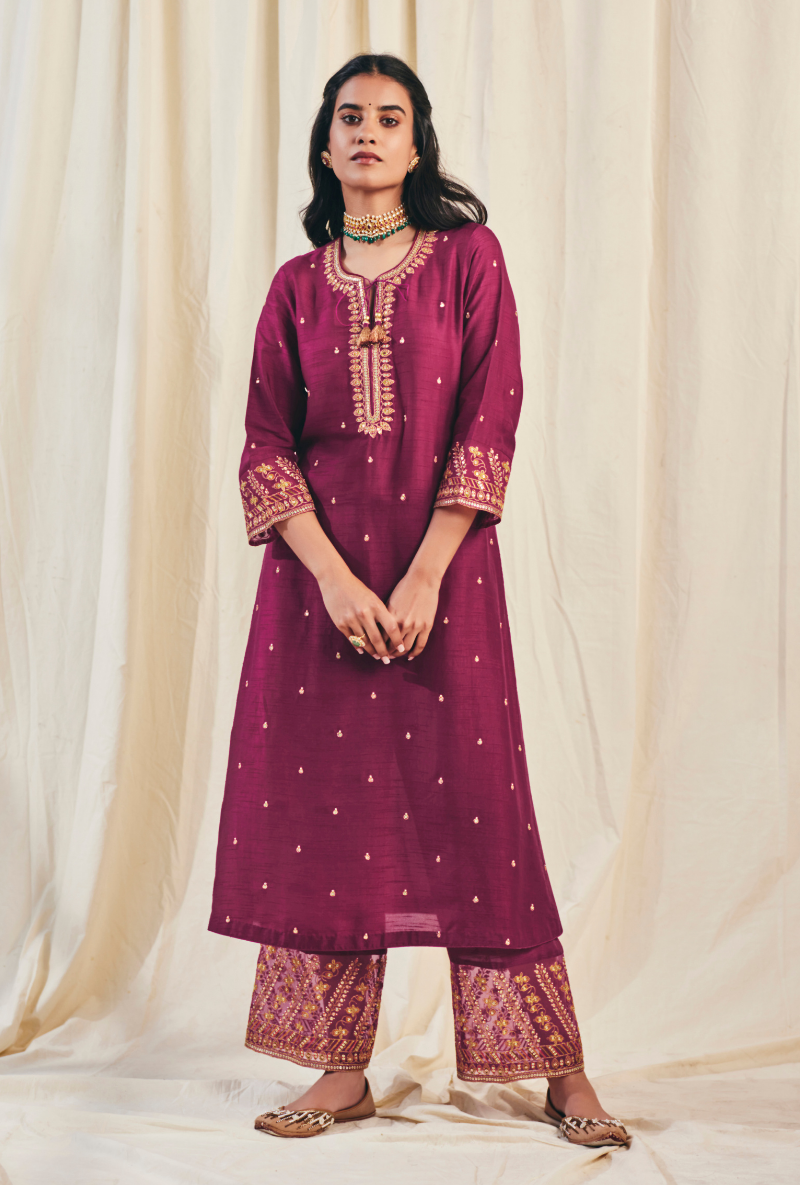 Wine Noor Farshi Meera Kurta