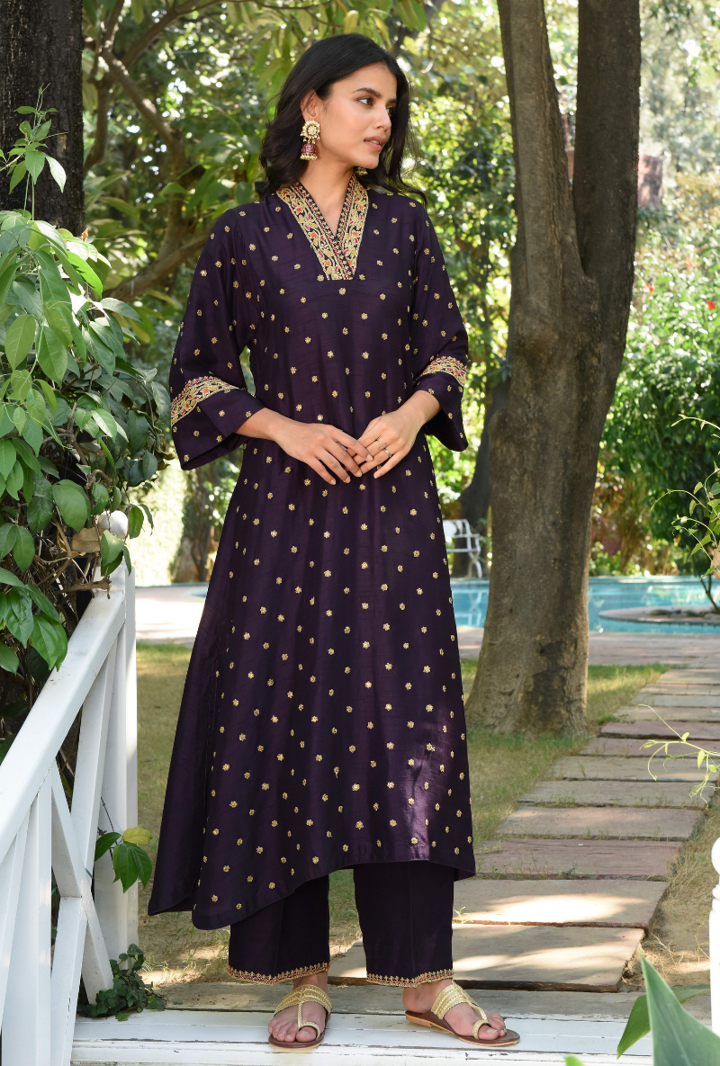 Purple Resham V Neck Kurta Set