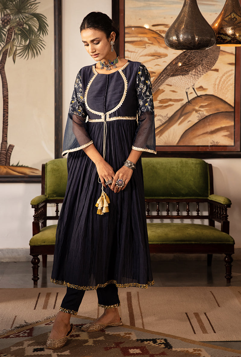 Blue Thread Work Kurta Set