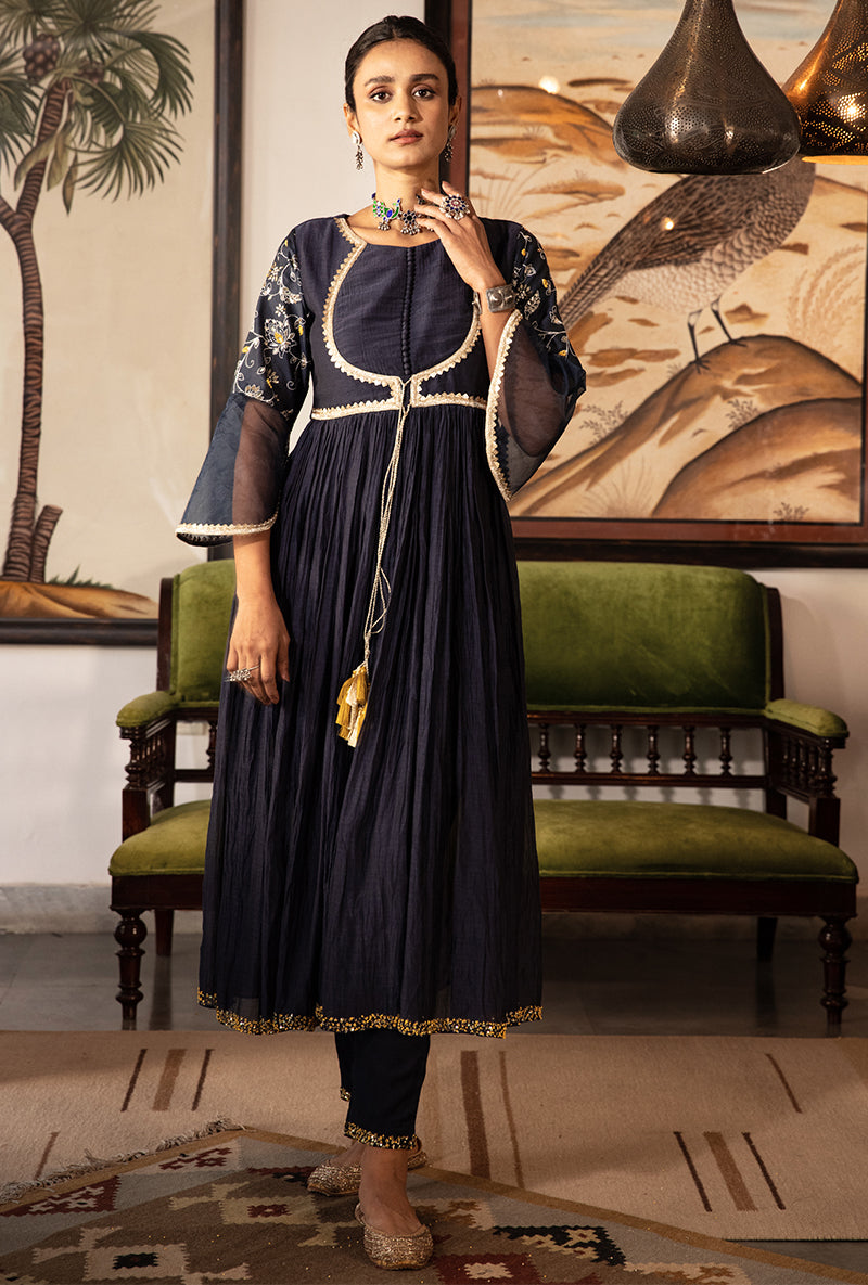 Blue Thread Work Kurta Set