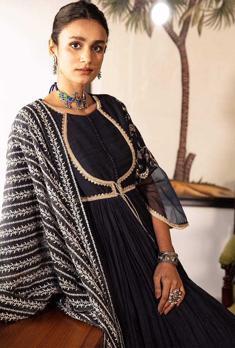 Blue Thread Work Kurta Set