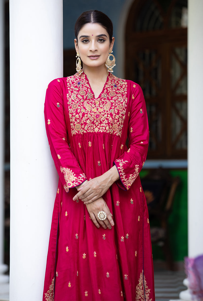 Pink Kairi Buta Front Pleat Zeenat Kurta Set
