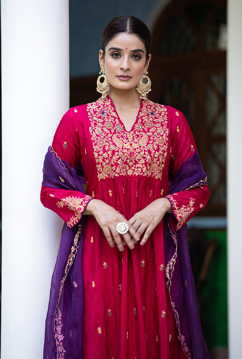 Pink Kairi Buta Front Pleat Zeenat Kurta Set
