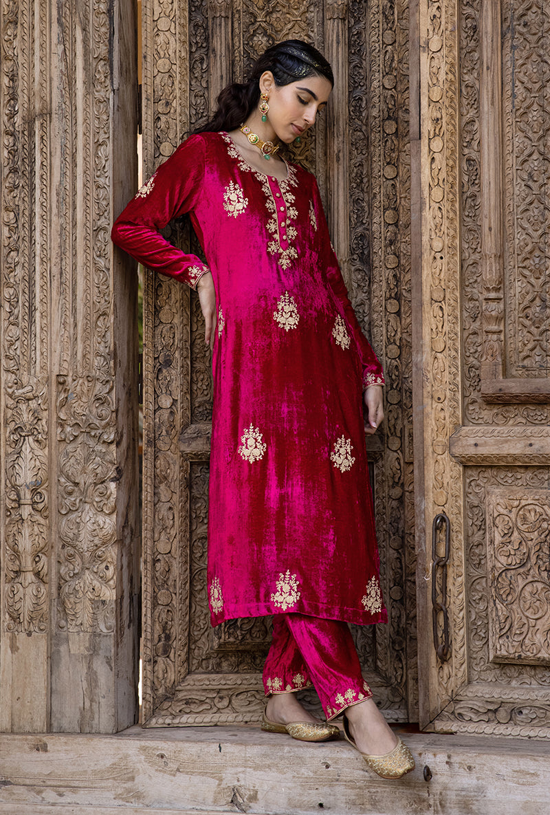 Rani Pink Velvet Classic Falak Kurta Set