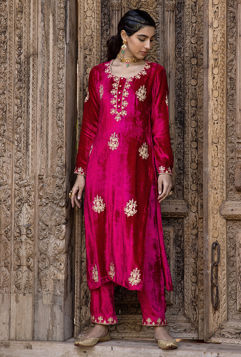 Rani Pink Velvet Classic Falak Kurta Set