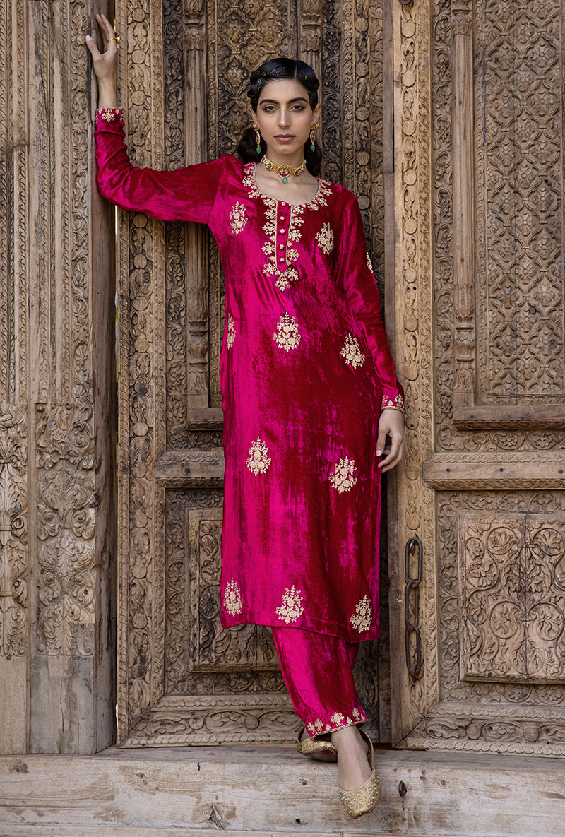 Rani Pink Velvet Classic Falak Kurta Set