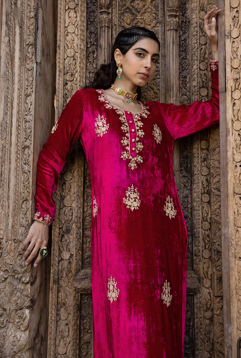 Rani Pink Velvet Classic Falak Kurta Set