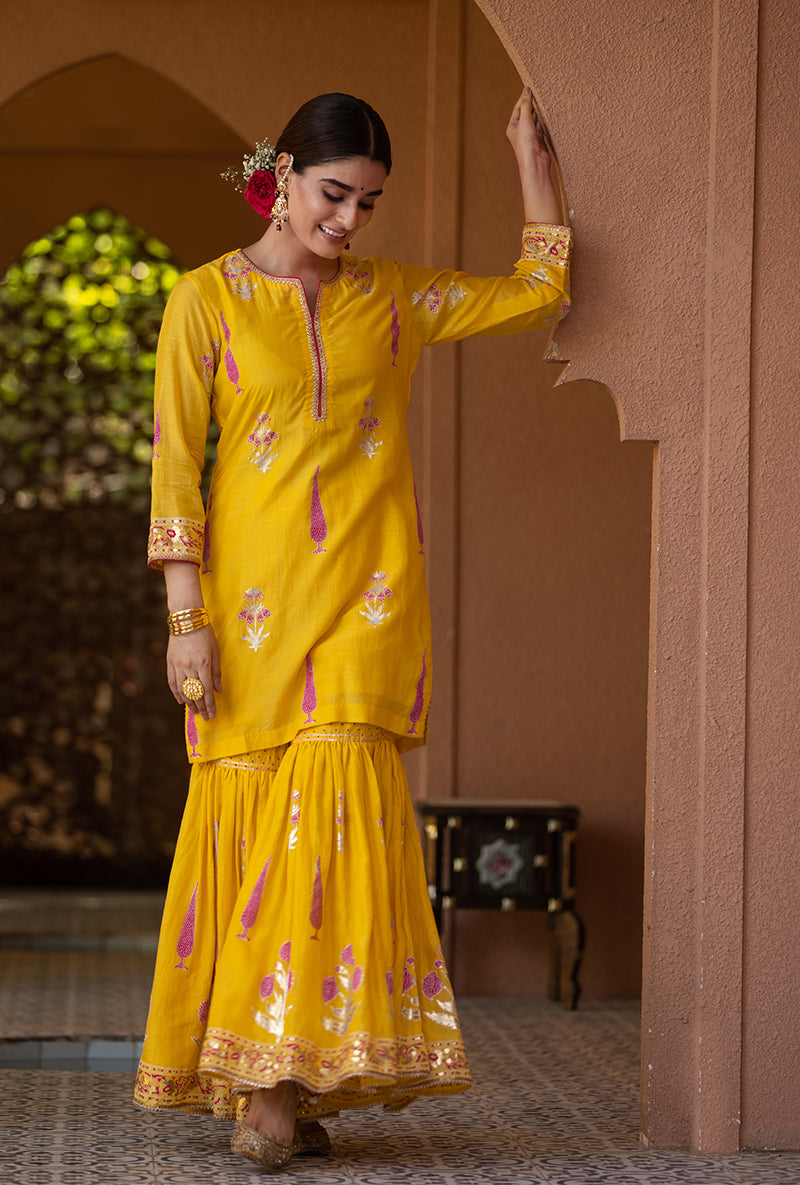 Yellow Nayaab Gharara Set