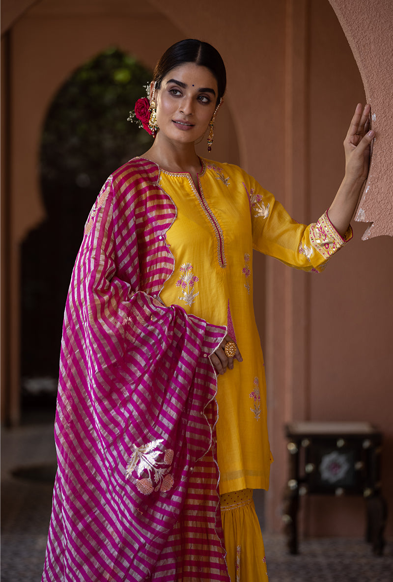 Yellow Nayaab Gharara Set