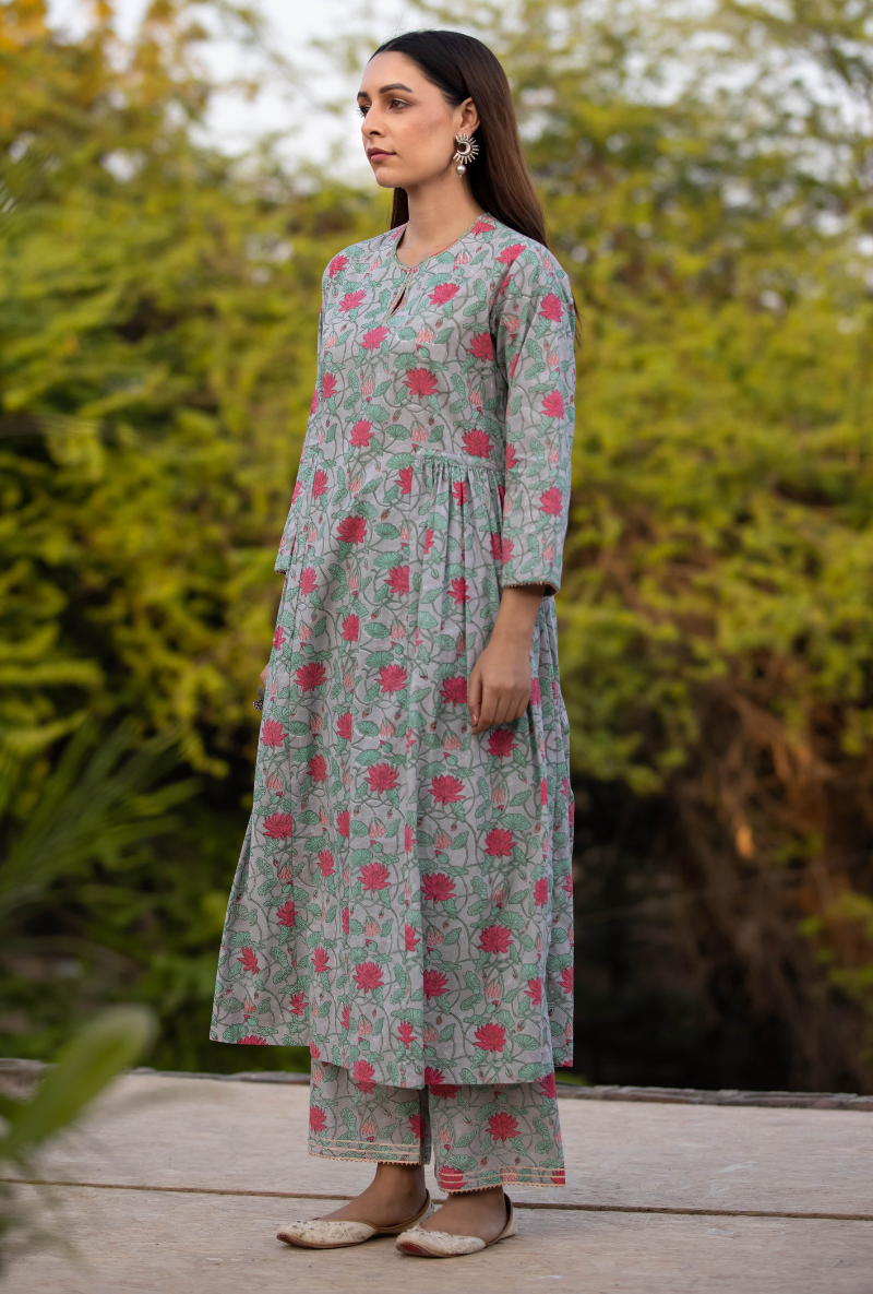 Grey/Red Pankhuri Anarkali Kurta Set