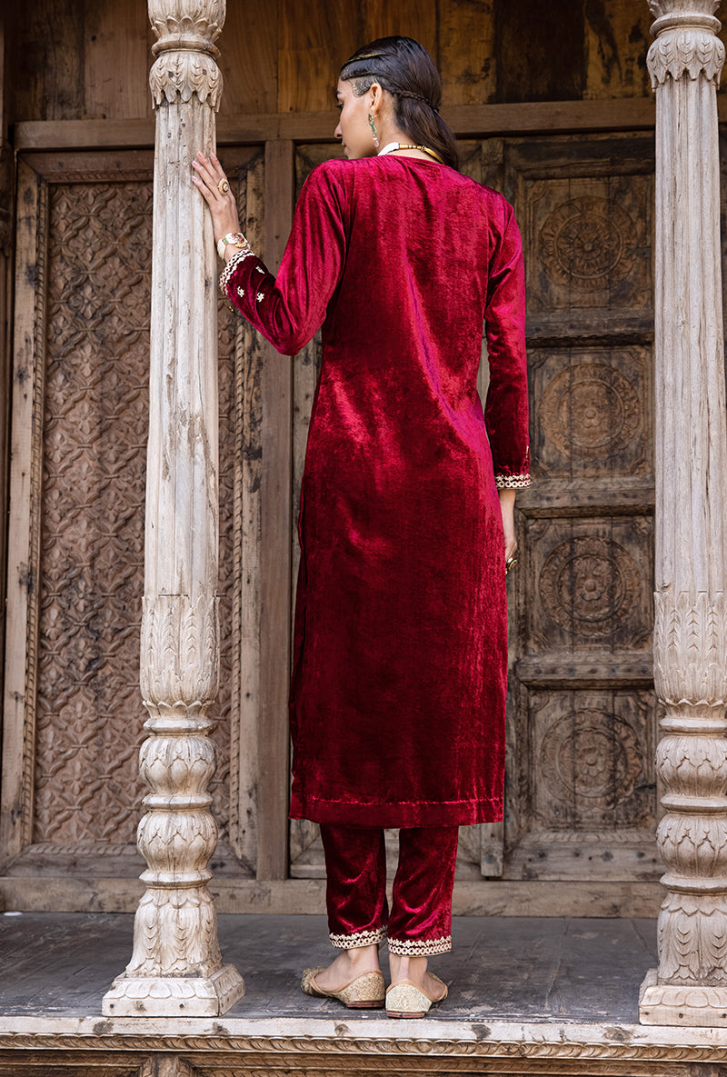 Maroon Velvet Heavy Neck Falak Kurta Set