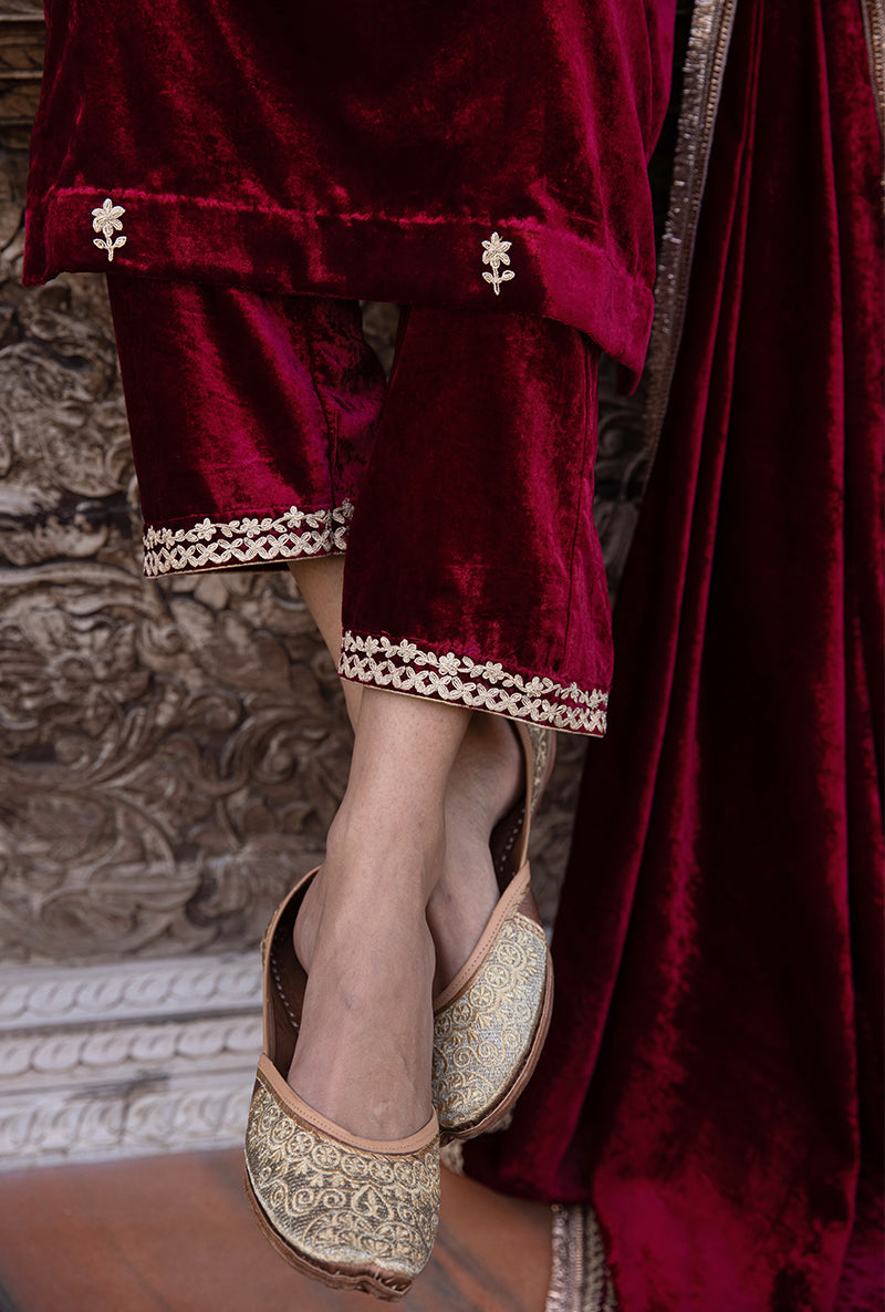 Maroon Velvet Heavy Neck Falak Kurta Set