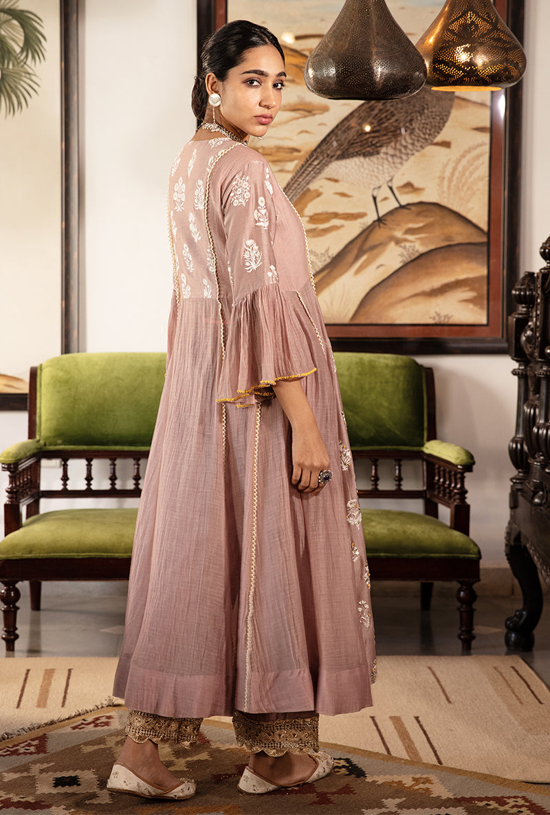 Onion Pink Thread Work With Sequins And Pearl Kurta Set