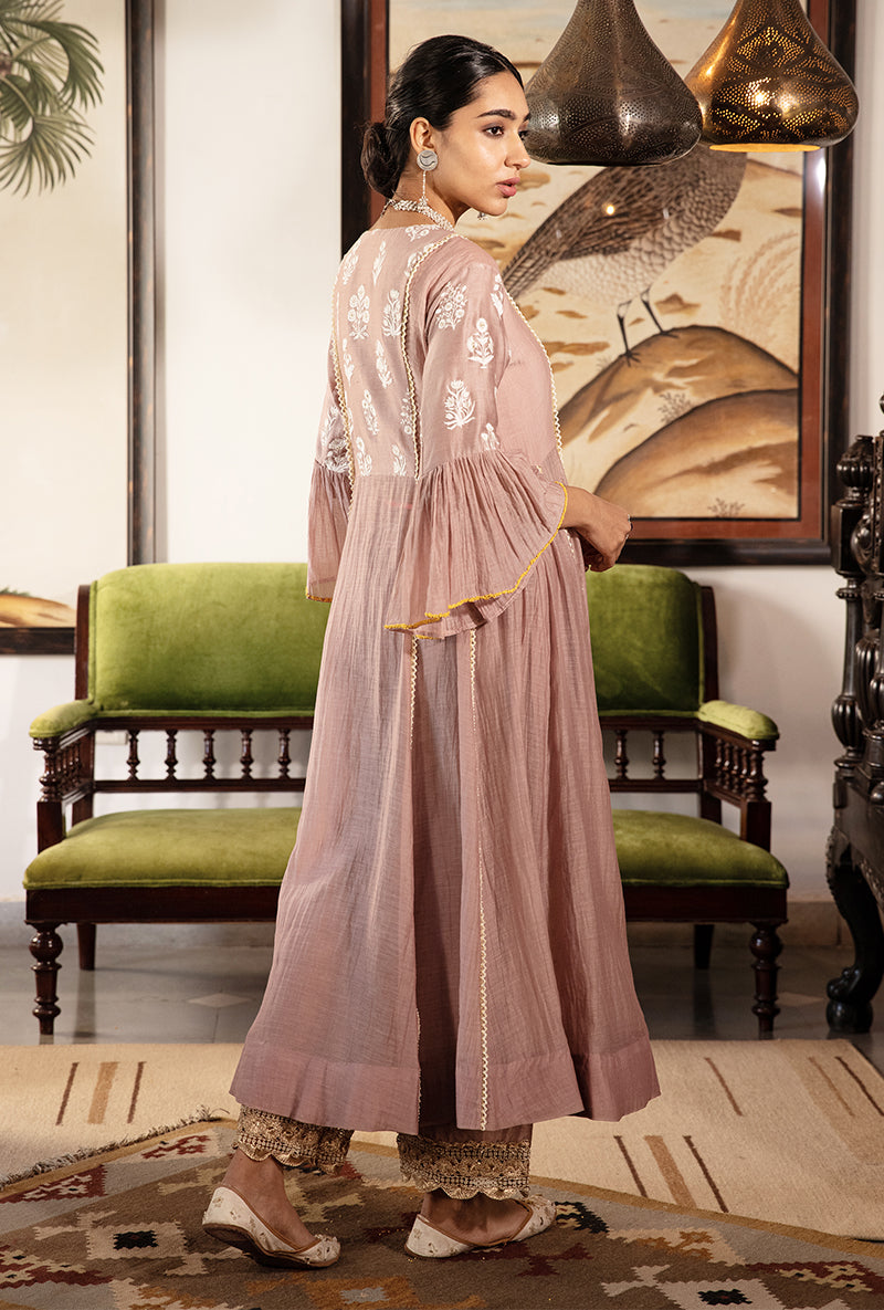 Onion Pink Thread Work With Sequins And Pearl Kurta Set