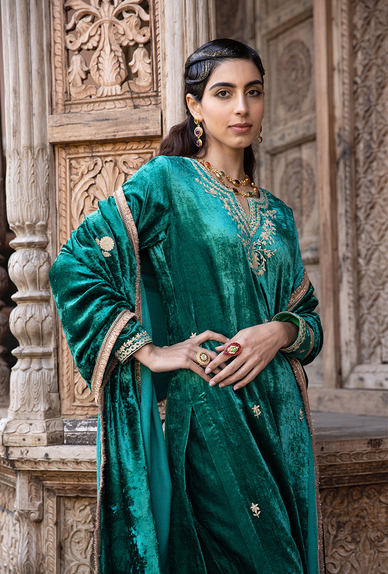 Green Velvet Heavy Neck Falak Kurta Set