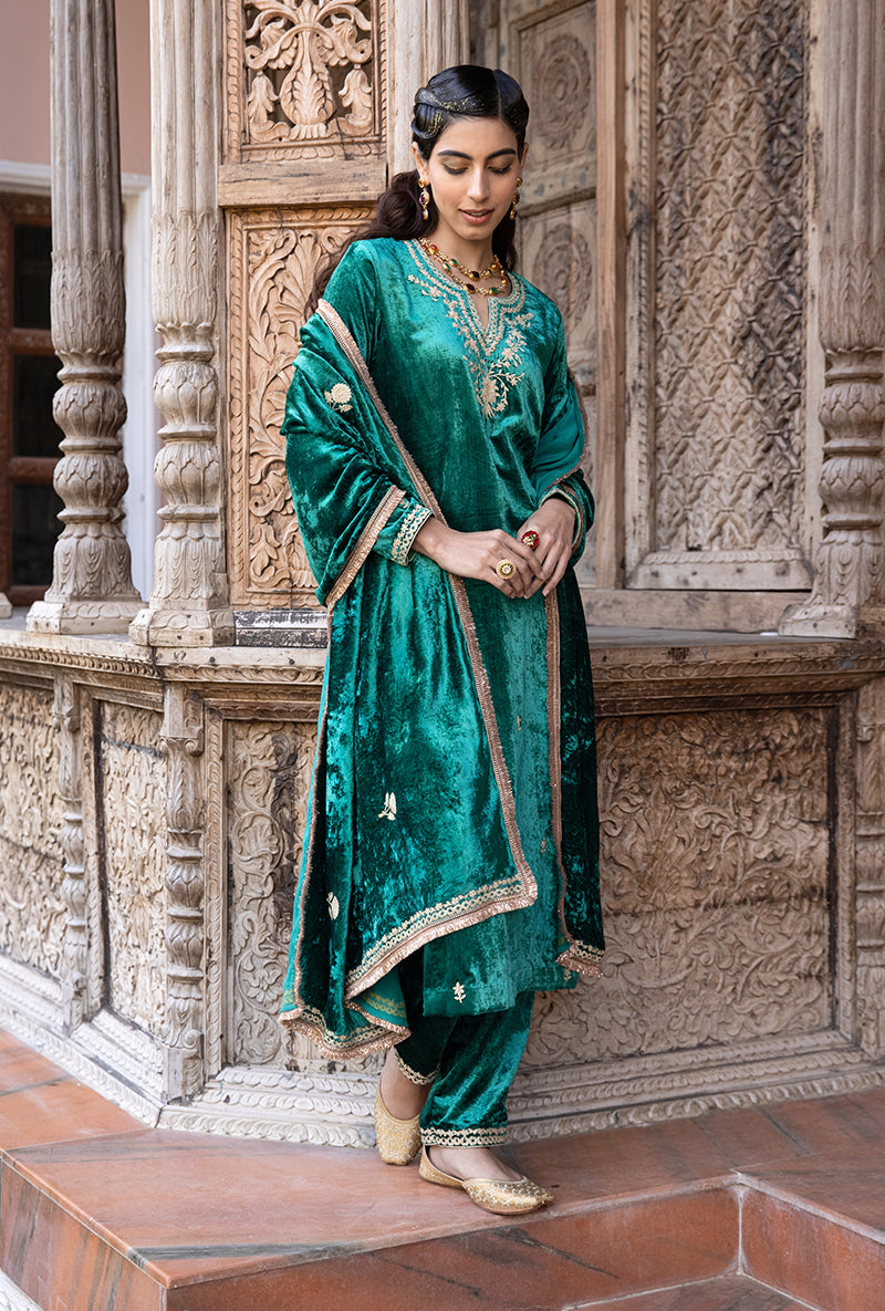 Green Velvet Heavy Neck Falak Kurta Set
