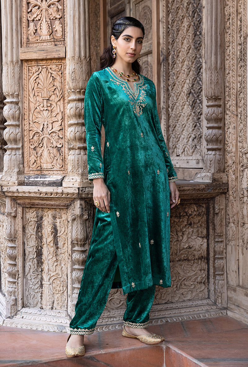 Green Velvet Heavy Neck Falak Kurta Set