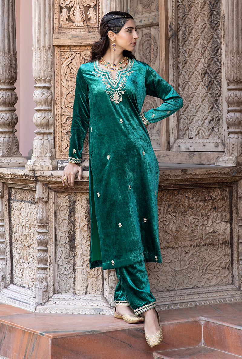 Green Velvet Heavy Neck Falak Kurta Set